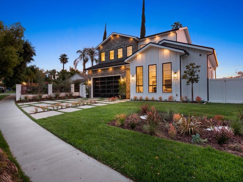 Sharona Home Builders Exterior project